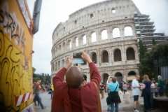 rome-coloseum-monk